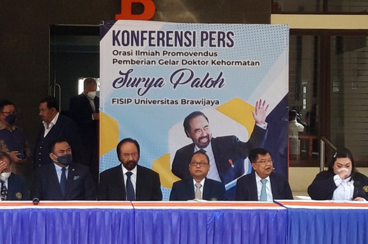 Orasi Ilmiah di UB, Surya Paloh Sampaikan Dua Persoalan Politik Indonesia