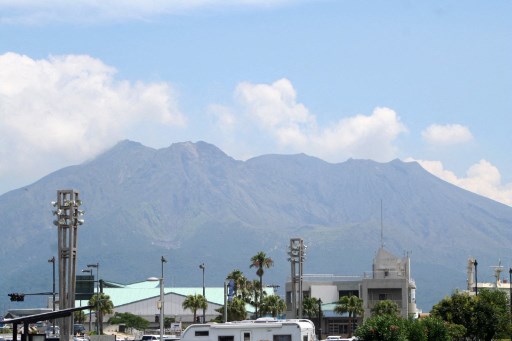 Gunung Sakurajima Erupsi, KBRI Tokyo Minta WNI Berhati-Hati Letusan Susulan
