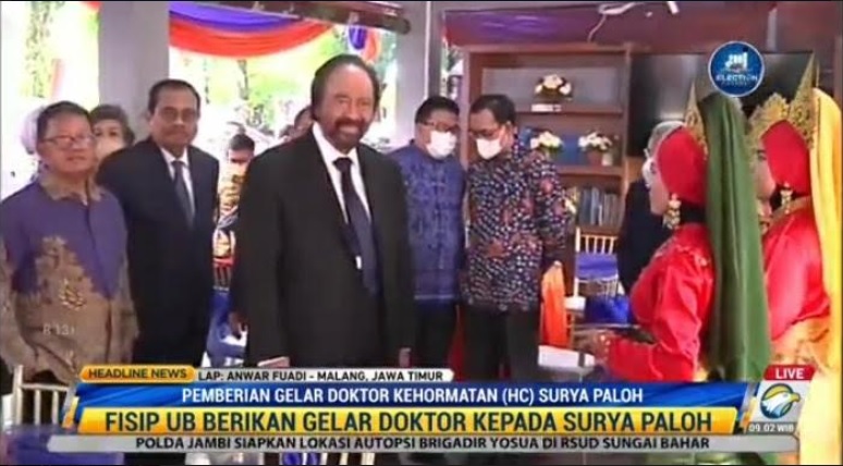 Alasan tersebut mulai dari peran Surya Paloh di dunia pers, politik, hingga kemanusiaan. Metro TV
