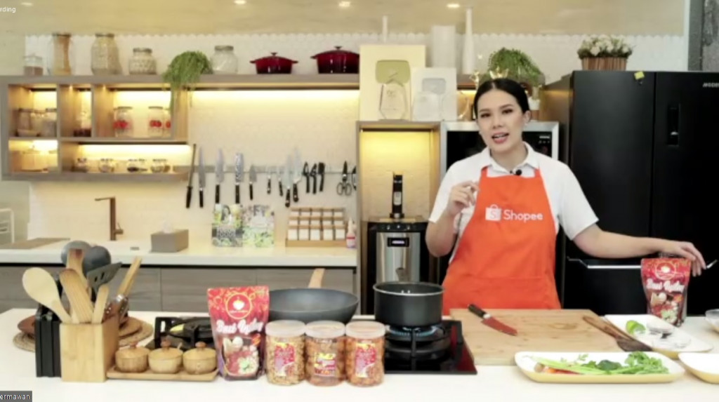 Chef Devina Hermawan (Foto: Shopee)