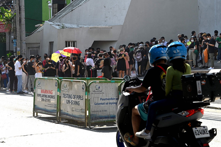 Potret Kepanikan Warga Saat Filipina Diguncang Gempa Magnitudo 7,1