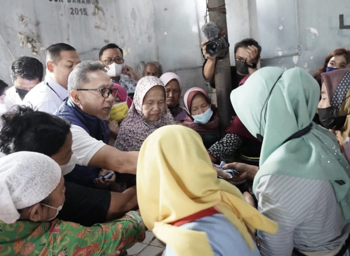 Sidak Pasar Semarang, Mendag: Minyak Goreng Curah di Jateng Rata-rata Rp12.500/Liter Sidak Pasar Semarang, Mendag: Minyak Goreng Curah di Jateng Rata-rata Rp12.500/Liter