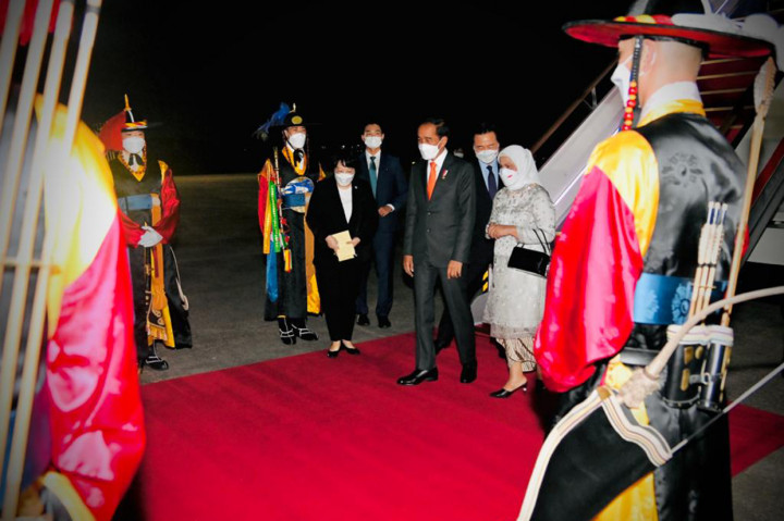 Jokowi Lanjutkan Kunjungan Kerja ke Korea Selatan