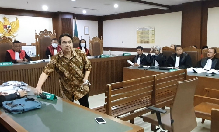 Hakim Semprot Pengacara Mengaitkan Penista Agama dengan Kasus Pengeroyokan Ade Armando Hakim Semprot Pengacara Mengaitkan Penista Agama dengan Kasus Pengeroyokan Ade Armando
