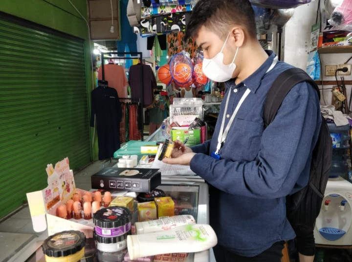 Puluhan Kosmetik Tanpa Izin Edar dan Kedaluwarsa Disita Loka Pom Kabupaten Tangerang