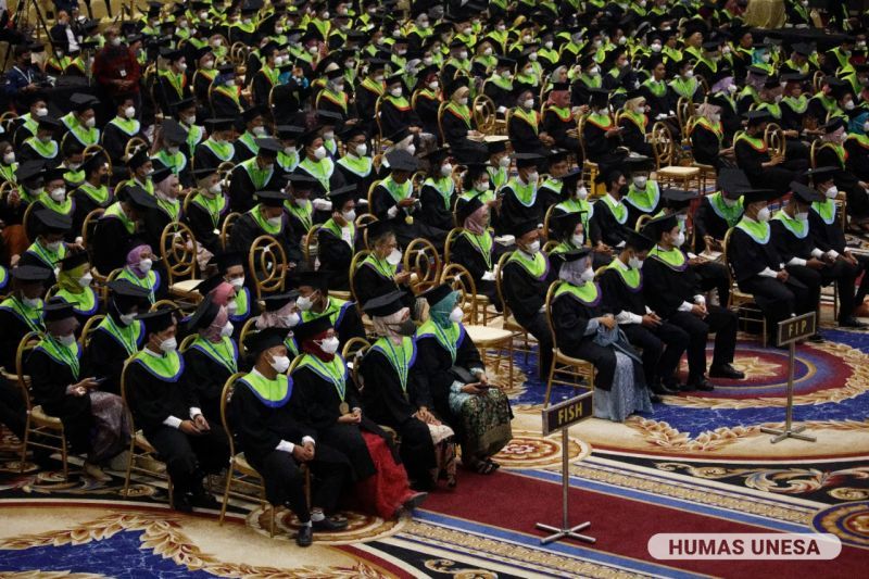 Wisuda Unesa. DOK Unesa