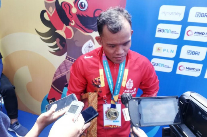 Aris Wibawa Sumbang Emas Perdana Para-Renang ASEAN Para Games 2022