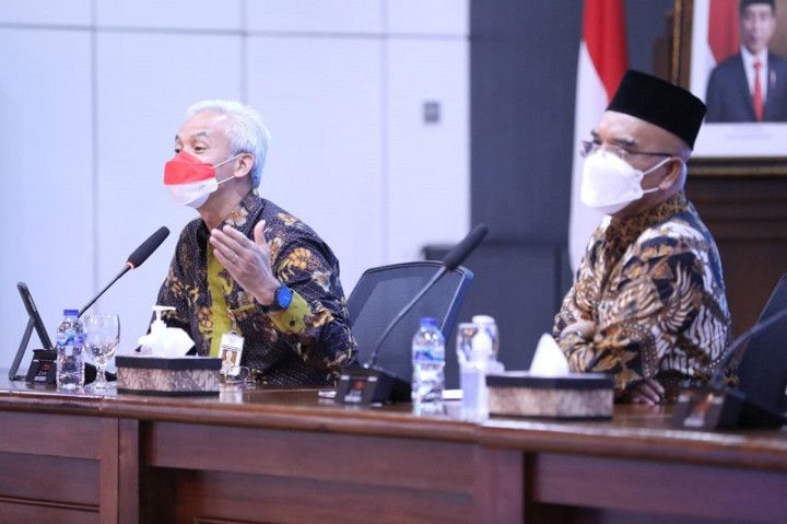 Ganjar Kaji Rencana Pembangunan Asrama Haji Baru di Jateng