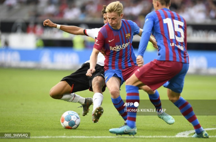 Manchester United Siapkan Tawaran Terakhir Frenkie de Jong Manchester United Siapkan Tawaran Terakhir Frenkie de Jong