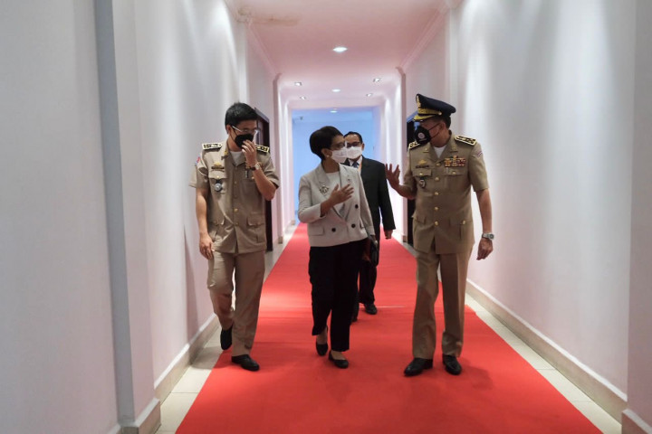 Kasus Perdagangan Orang yang Dialami WNI Akan Dilaporkan Menlu ke Presiden