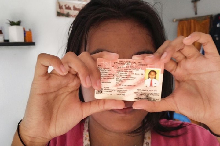 Disdukcapil-Disdik Ambon Percepat Pencetakan KIA