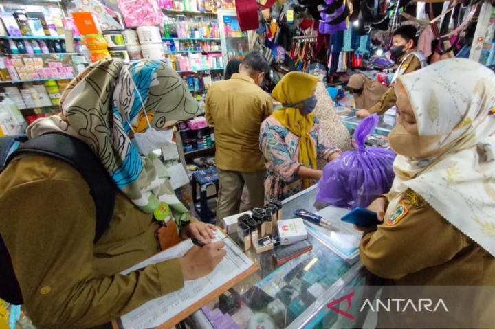Badan POM Banjarmasin Temukan 595 Produk Kosmetik Ilegal