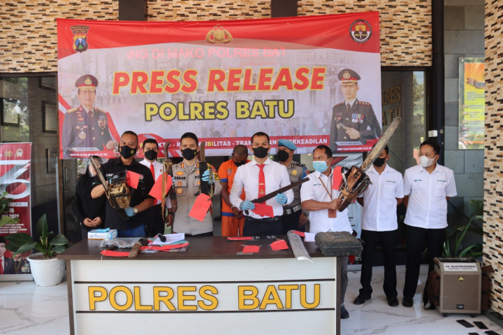 Ketahuan Mencuri Kayu Sonokeling, 2 Pencuri Tabrak Petugas Perhutani