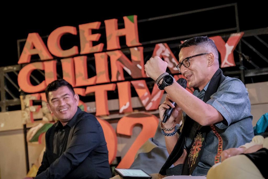 Menparekraf Sandiaga Uno saat menghadiri Meat-Eat-Talk (MET) Aceh Culinary Festival 2022. (Foto: Kemenparekraf)