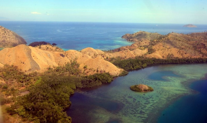Puluhan Ribu Calon Wisatawan Batalkan Kunjungan ke Labuan Bajo Puluhan Ribu Calon Wisatawan Batalkan Kunjungan ke Labuan Bajo