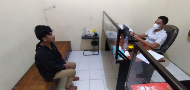 Polisi Buru 1 Pelaku Pencurian Ratusan Ribu Lembar Materai di Bandar Lampung