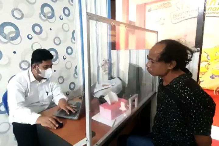 Alami Penyimpangan Seksual, Pria di Banyumas Hobi Tonton Adegan Ranjang Istrinya dengan Pria Lain