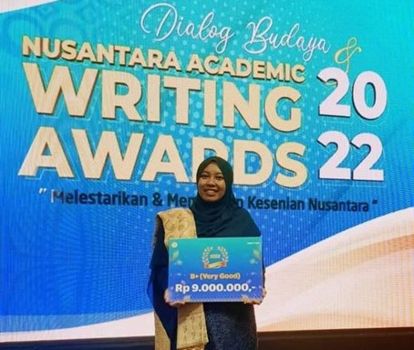 Tulis Soal Perubahan Nilai Ruang Rumah Gadang, Mahasiswa Magister Desain ITB Juara Penulisan Tesis Tingkat Nasional