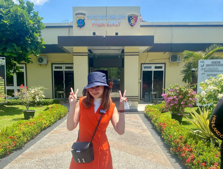 Habiskan Rp18 Juta demi Panggilan Polisi, Denise Chariesta Minta Ganti ke Razman Nasution