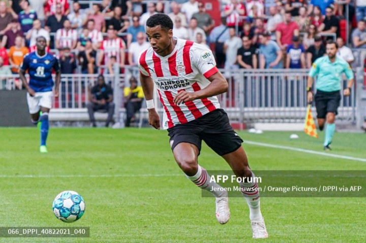 Bintang PSV Tepis Rumor ke MU