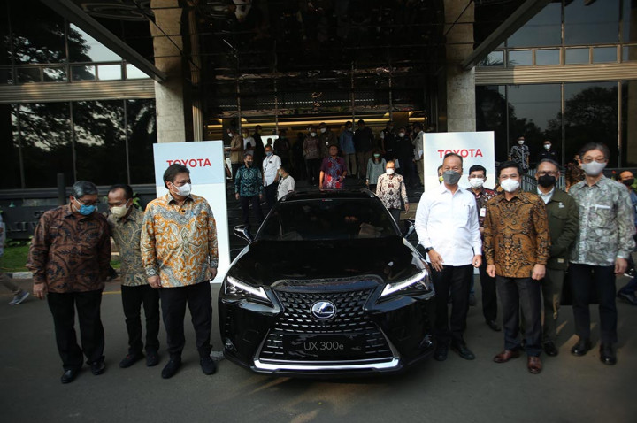KTT G20 Bakal Dilayani Oleh SUV Mewah Lexus UX300e