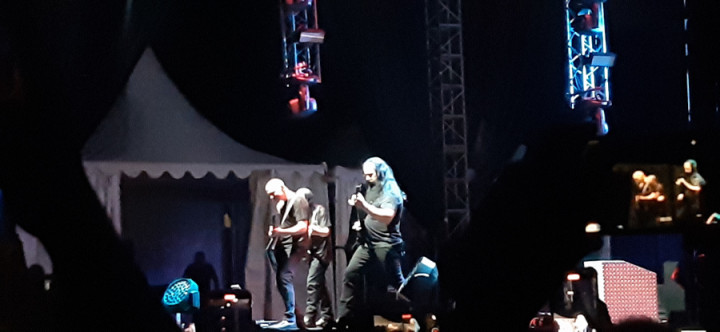 Cak Imin Lepas Rindu Nonton Konser Dream Theater