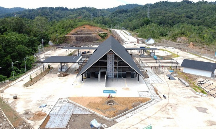 Populer Properti, Desain Perbatasan Indonesia-Malaysia hingga Rumah Baru Ben Affleck