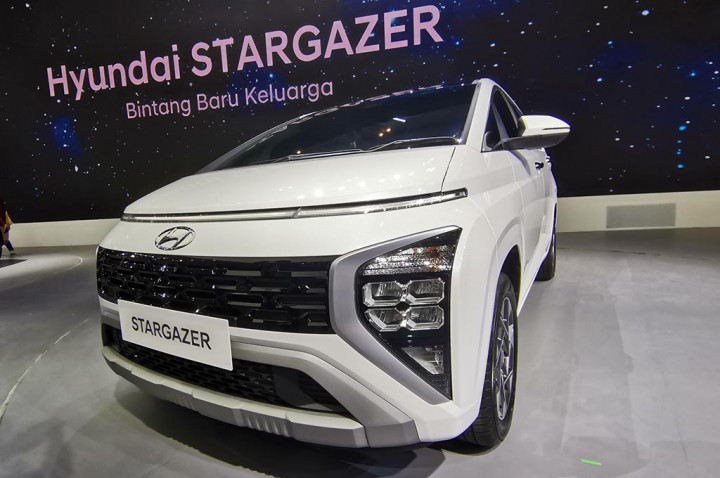 Hyundai Stargazer Resmi Memulai Petualangan Di Segmen LMPV