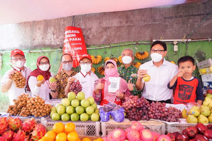 Bank DKI Terapkan Digitalisasi di UMKM Pasar Kebayoran Lama