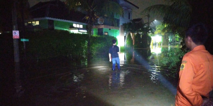 Floods Inundate 82 Houses in Bogor Regency