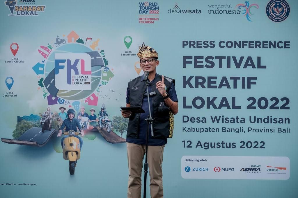 Menparekraf Sandiaga Uno membuka Festival Kreatif Lokal 2022 di Desa Wisata Undisan, Bagli, Bali 12 Agustus 2022. (Foto: Kemenparekraf)