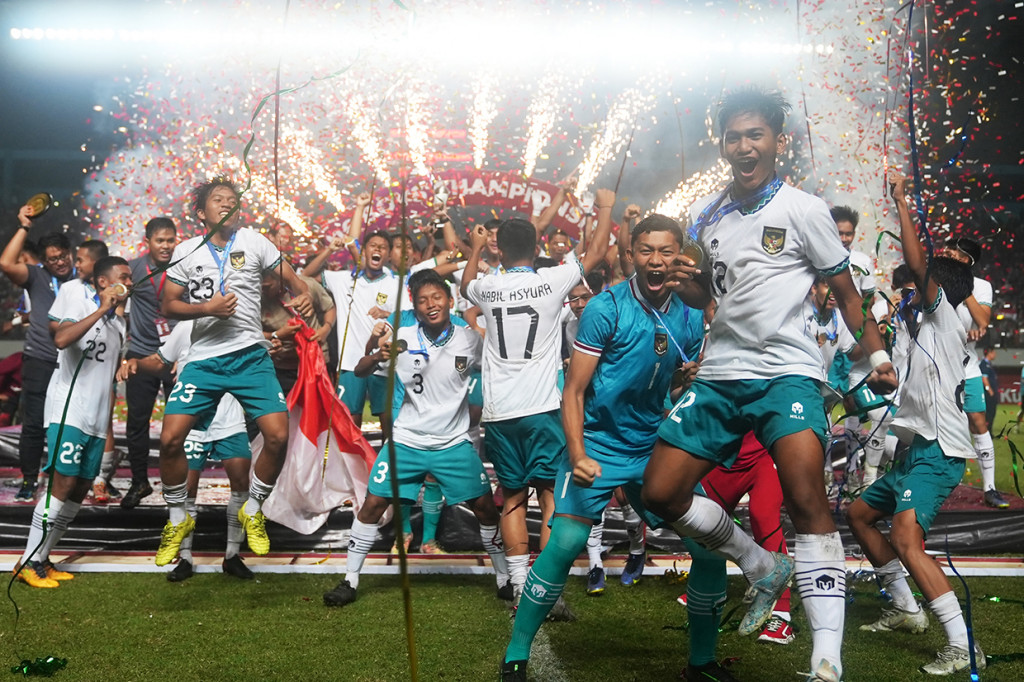 Selebrasi Timnas Indonesia Usai Juara Piala AFF U-16 2022