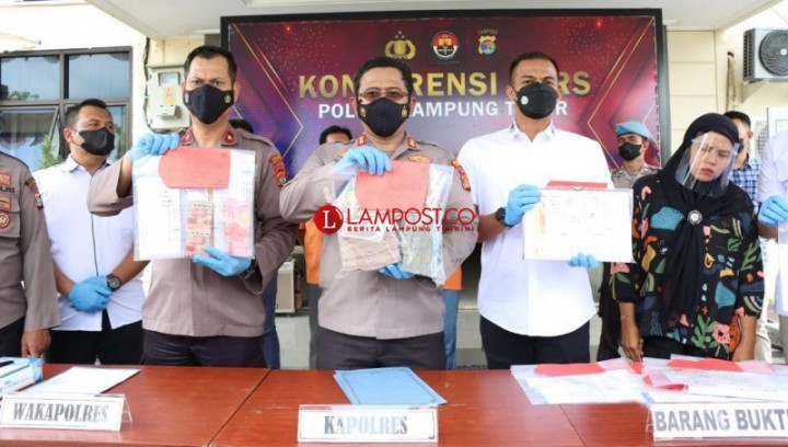 Anggota DPRD Lampung Timur Tersangka Pungli Irigasi Anggota DPRD Lampung Timur Tersangka Pungli Irigasi