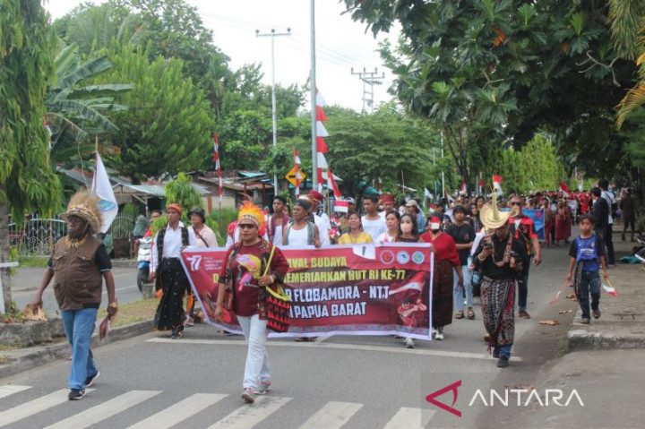Karnaval Budaya di Papua Barat Jadi Ajang Pemersatu