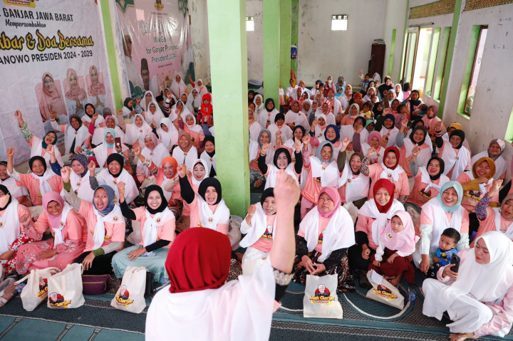 Kaum Ibu di Garut Antusias Ingin Tahu Rekam Jejak Ganjar