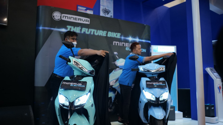 Selain Mobil Listrik, Motor Listrik Bertebaran di GIIAS 2022
