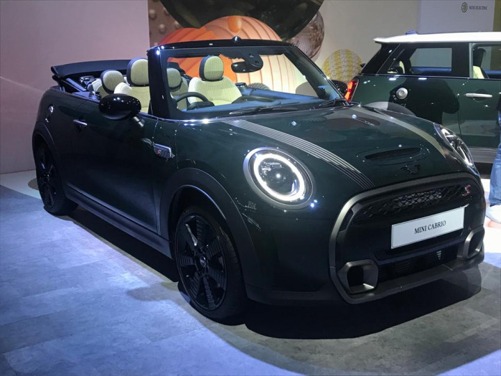 Sederet Model Edisi Spesial Hingga MINI Listrik Mejeng di GIIAS 2022