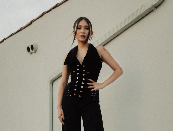 Rilis Album Kedua, NIKI Langsung Gelar Tur Konser di Amerika