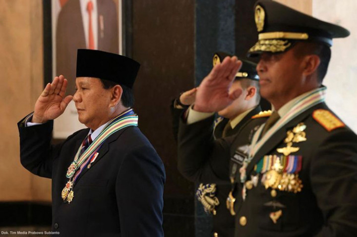 Menhan Prabowo Terima Empat Bintang Kehormatan TNI