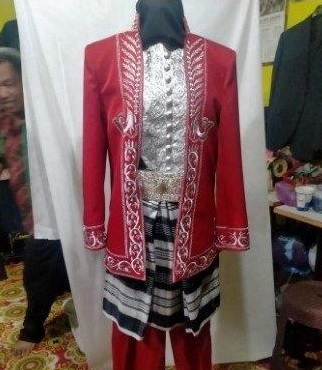 Baju adat Buton dari Sulawesi Tenggara. (Foto: Dok. Istimewa)