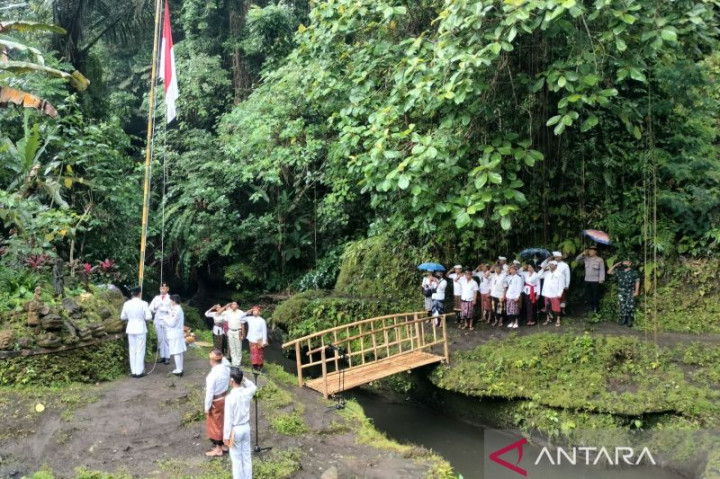 Unik, Upacara HUT ke-77 RI di Ubud Digelar di Titik Pertemuan 2 Sungai