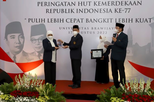 Peringati HUT ke-77 RI, UB Umumkan Giraffe Award 2022