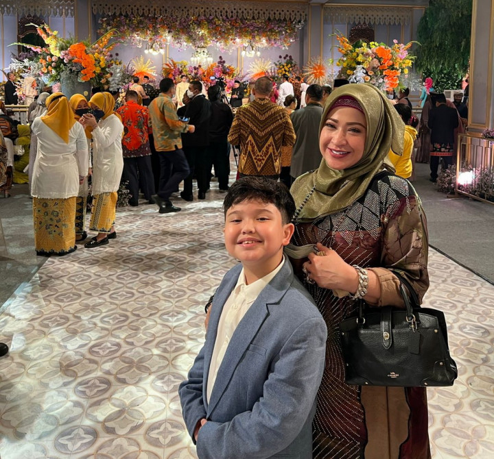 Cucu Elvy Sukaesih Ultah di Hari Kemerdekaan, Ibunda Tulis Pesan Haru