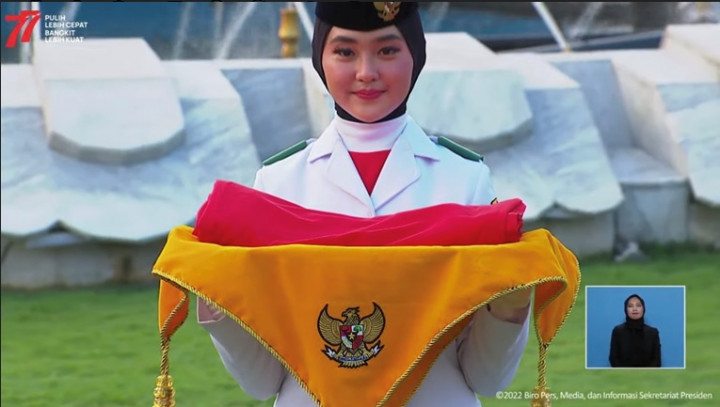 Ayumi Putri Sasaki, Blasteran Jepang Pembawa Baki Upacara HUT ke-77 RI yang Serap Perhatian