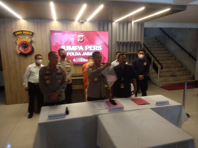 Polisi menangkap tersangka penganiayaan hingga tewas terhadap purnawirawan TNI di Lembang