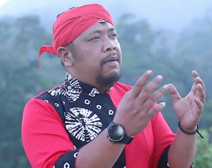 Lagu 'Ojo Dibandingke' Dibawakan Farel Prayoga di Istana, Abah Lala Menangis