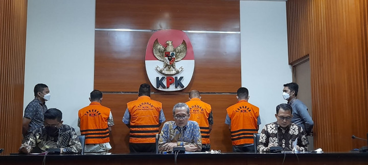 Kepala BPK Sulawesi Tenggara Tersangka Suap Rp2,8 Miliar