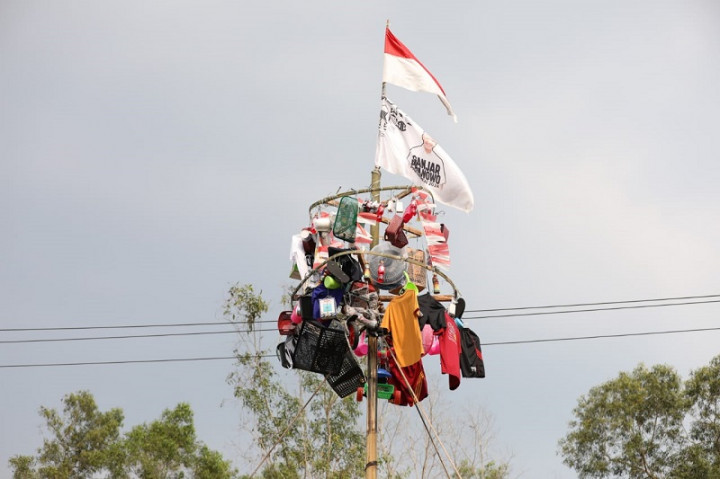 Warga Desa di Serang Diingatkan Pentingnya Memilih Pemimpin yang Nasionalis Warga Desa di Serang Diingatkan Pentingnya Memilih Pemimpin yang Nasionalis