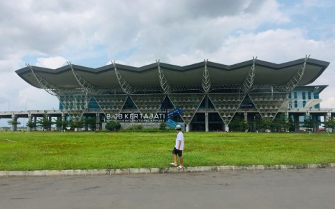 Bandara Kertajati Dibidik Layani Penerbangan Umrah November 2022