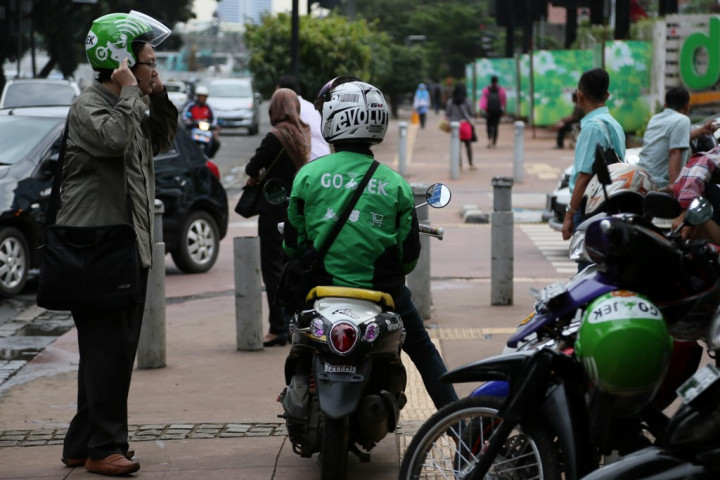 Miris! Kenaikan Tarif Ojol Tak Selalu Diikuti Kesejahteraan Driver Miris! Kenaikan Tarif Ojol Tak Selalu Diikuti Kesejahteraan Driver